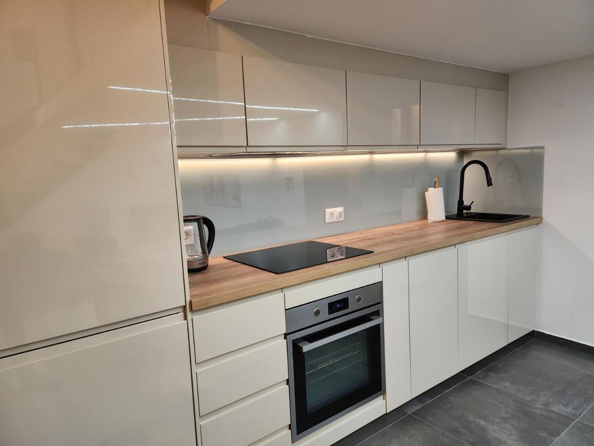 K21 "The Good Shepherd" Apartment Budapest Ngoại thất bức ảnh